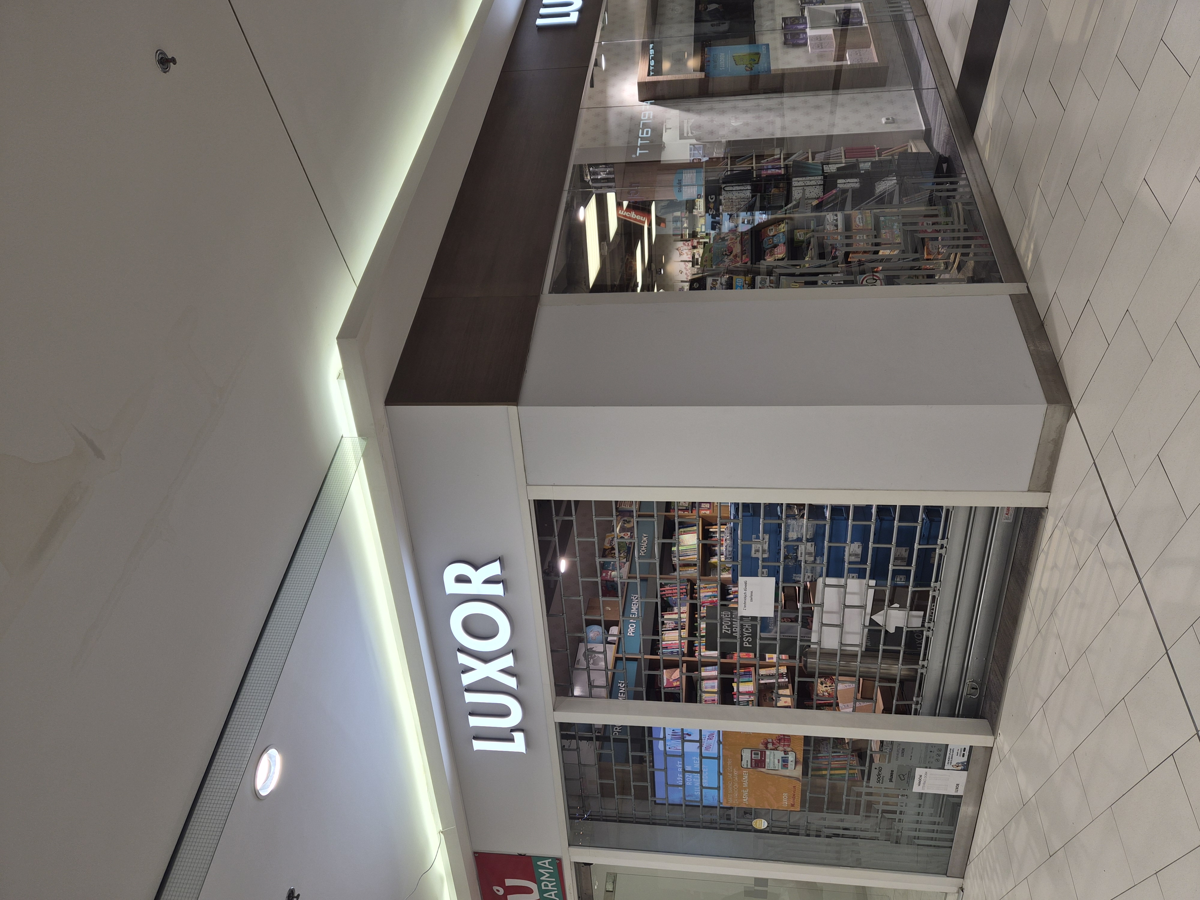 Dočasné uzavření prodejny Luxor 